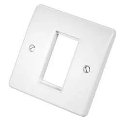 mk logic MK Logic Plus 1 Gang 1 Euro Module Front Plate White - Electrical mk logic MK Logic Plus 1 Gang 1 Euro Module Front Plate White Electrical