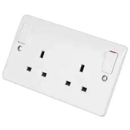 mk logic MK Logic Plus 13A DP 2 Gang Switched Socket with Clean Earth and Outboard Rockers White - Electrical mk logic MK Logic Plus 13A DP 2 Gang Switched Socket with Clean Earth and Outboard Rockers White Electrical