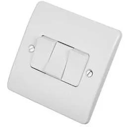 mk logic MK Logic Plus 10A 3 Gang 2 Way Light Switch White - Electrical mk logic MK Logic Plus 10A 3 Gang 2 Way Light Switch White Electrical