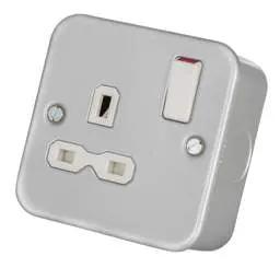 pvc back boxes Knightsbridge 13A DP 1 Gang Socket Metal Clad - pvc back boxes Knightsbridge 13A DP 1 Gang Socket Metal Clad