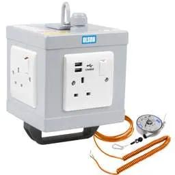 Extension Leads Olson 13A 4 Way Socket with Twin USB O/Lets Suspended Service Unit + Cable & Retractor - Extension Leads Olson 13A 4 Way Socket with Twin USB O/Lets Suspended Service Unit + Cable & Retractor