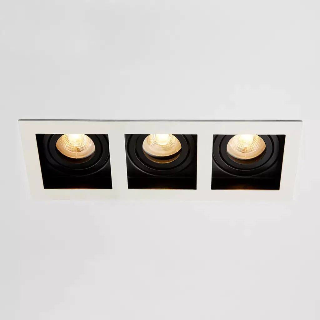 Searchlight Downlights Grid 3 GU10, White / Black - Searchlight Downlights Grid 3 GU10, White / Black