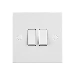 White Edge Square Edge 10AX 2G 2-Way Switch - White Edge Square Edge 10AX 2G 2-Way Switch
