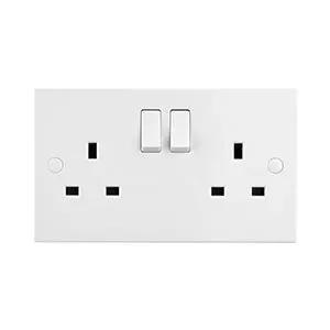 White Edge Square Edge 13A 2G SP Switched Socket - White Edge Square Edge 13A 2G SP Switched Socket