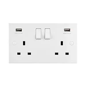 White Edge Square Edge 13A 2G DP Switched Socket with twin 5V USB - White Edge Square Edge 13A 2G DP Switched Socket with twin 5V USB
